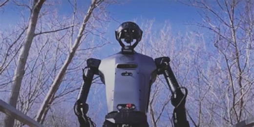 New job: Humanoid robot marathon winner tests running shoes