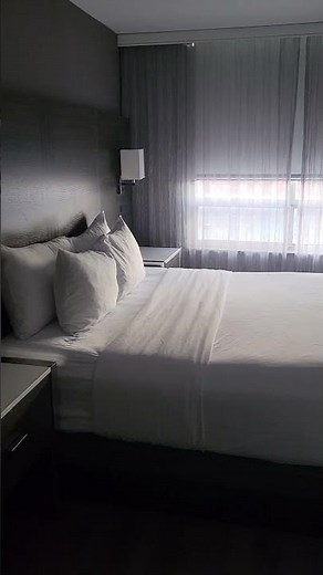 Embassy Suites near Toronto Airport walk through