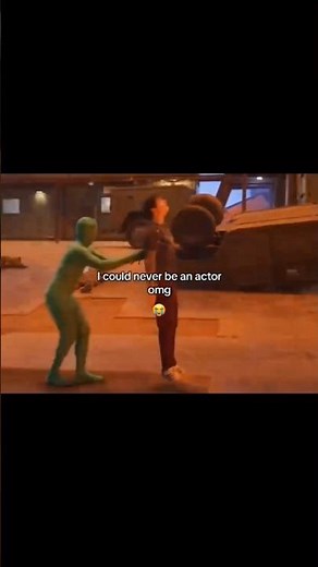 Noah schnapp had to keep a straight face while getting dragged to vecna 😭