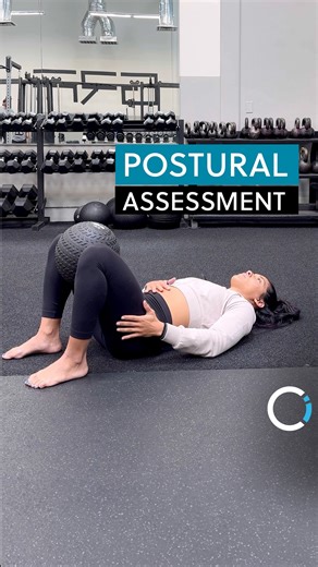 🧘‍♂️ Better Posture. Better Health. 🧘‍♂️ By assessing your posture, we uncover hidden imbalances — like inward-turning feet or unnecessary spinal curves — that could be affecting your movement, comfort, and overall well-being. From there, we create bespoke exercise programs tailored to your needs. In this example: ✅ Lie back and engage your core ✅ Imagine a fishing line pulling your belly button down ✅ Gently squeeze your pelvic floor, as if pausing a restroom break In the CHEK Academy, we tea