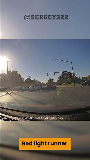 Red Light Runner 💥💥