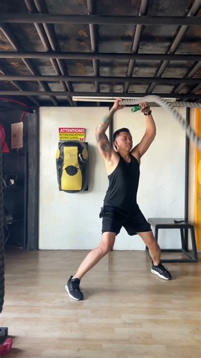 How to use battle rope.#moresubscribers #endurance #cardio #motivation #fitness #workout