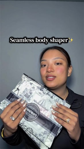 Seamless Body Shaper for Confidence and Style