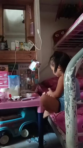 Hinde lang sa tindahan mas stress Kay isay din 🤣 after 5months now nalang ulit Kumain ng kanin Hinde nasya nandidiri yummy na ulit Ang rice 🥰 effective Ang ni recommend ng Watson pediafortan -AS walang palong naganap 🤣 naka 3 bote na ng gatas nag rice pa🥰 #highlight madiskarteng mommy | Camilah Perolino