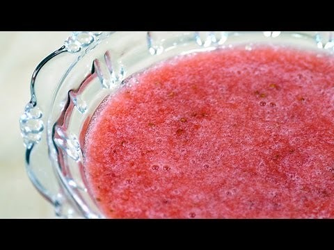 Easy Microwave Recipes: Strawberry Sauce