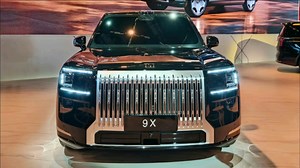 极氪超豪华旗舰9X实车亮相，比仰望U8L帅吗？