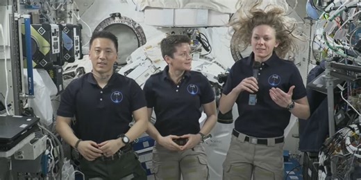 NASA astronauts talk to U.S. Space & Rocket Center camp students