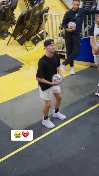 The muscle memory is crazy 😭 (@Dude Perfect) #nba #basketball #sports #fyp