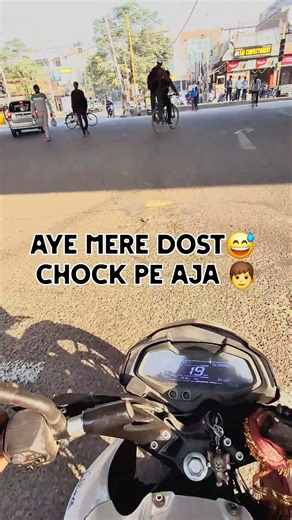 are mere dost 😅 #viralvideo #funnyvideo #motovlog #mohalivlogs #youtubeshorts #trendingshorts