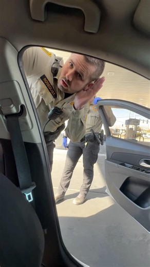 Stop Sign!? What Stop Sign? 😂 Subscribe for more! #police #cops