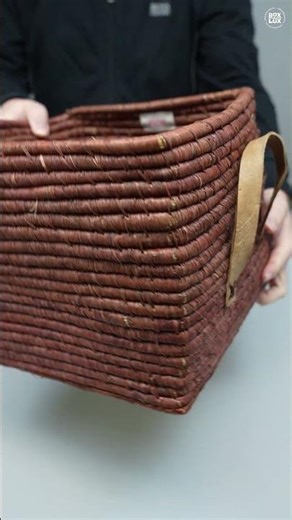 RICE Raffia Kurv i Chokoladebrun med Læderhanke | Elegant Opbevaring