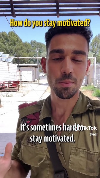 Dropping 🪂 some questions for our paratroopers ✨ // #idf #soldier #paratrooper #israel