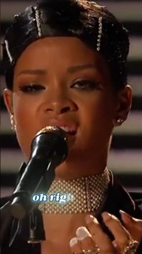 Rihanna Diamonds with Lyrics Live on American Music Awards