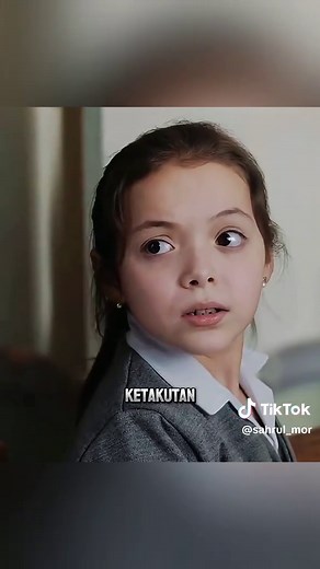 Film Tentang Guru Sekolah Vampir yang Mencengangkan