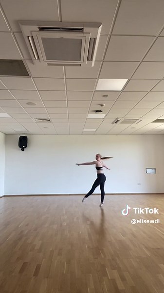 poweful contemporary to start the week #dance #dancer #contemporarydance #gymnastics #gymnast #rhythmicgymnastics #rhythmicgymnast #rg #waydownwego #kaleo #waydownwegokaleo #contortion #flexible #flexibility #alasecondeturns #pirouette #leap #fypシ #improv #choreography #choreographer #choreo #dancersoftiktok #dancertiktok #danceideas #gym