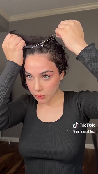 Easy Rubber Band High Ponytail Hairstyle Tutorial
