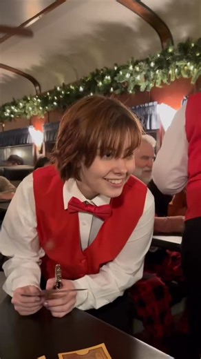 All aboard for pure holiday magic and fun ✨ #hoodriver #trainrides #polarexpress #thepolarexpress #believe #thebellstillringsforme #allaboard #goldenticket #holidayfun #holidaymagic #christmasactivities | Mount Hood Railroad | Facebook