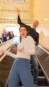 Someone really needs to teach me how to dance 🙄 New video with @charlidamelio and @thehypehouse Thursday.