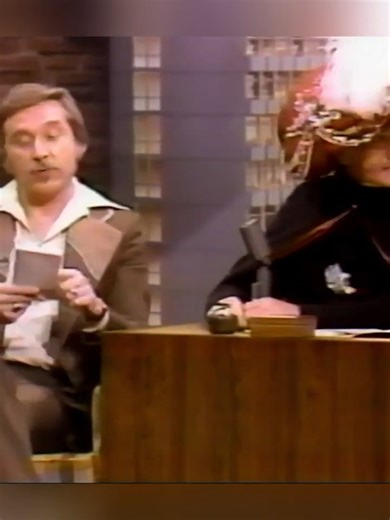 101K views · 1.6K reactions | Classic  - Best Classic Tonight Johnny Carson #johnnycarson #thetonightshow #comedy #comedian #talkshow | Funny Talk Show 70s 80s | Facebook