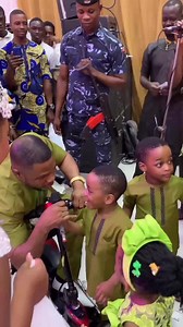 1.5M views · 10K reactions | Yinka Ayefele and his wonderful triplet singing together. ᴘʟᴇᴀꜱᴇ ꜱᴜʙꜱᴄʀɪʙᴇ ᴛᴏ ᴍʏ ʏᴏᴜᴛᴜʙᴇ ᴄʜᴀɴɴᴇʟ ᴛᴏ ᴇɴᴊᴏʏ ʟᴏᴠᴇʟʏ ᴠɪᴅᴇᴏ ᴄᴏɴᴛᴇɴᴛ https://youtube.com/@beejaymediaproductions4447 | Bee Jay Classic Media Company LTD | Facebook