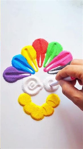 Simple Multicolor Rangoli #simplerangoli #art #indianrangole #uniquerangoli #satisfying #holi