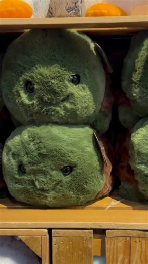 The Akron Zoo Gift Shop Product of the Month for November is Spudsters! Not only are they extremely soft and huggable, the stuffing in these adorable stuffies are also made of 100% recycled plastic! ♻️ A Spudster would be the perfect buddy for the cold months ahead. Pick one up now and you will be spudding through life! Now available in the Akron Zoo Gift Shop. 📸: Gift Shop Mike and Brandon | Akron Zoo