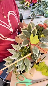 90K views · 659 reactions | Beginner Wreath Maker Tip - How to finish the back of a lantern swag | DIY Spring Home Decorations  | 3 Little Greenwoods Creations | Facebook