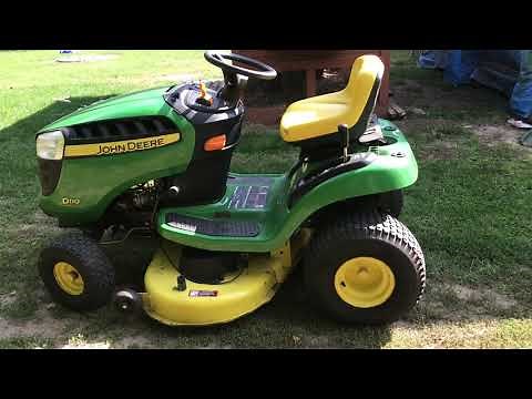 John Deere D110 Lawn Tractor