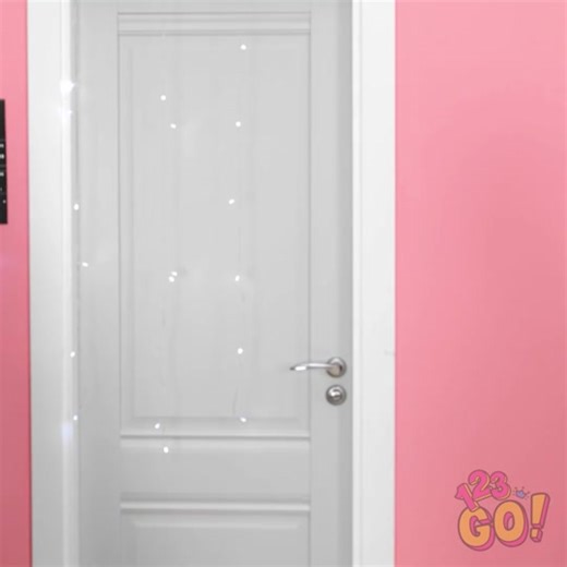 Funny Christmas Sketch Inspired by Home Alone