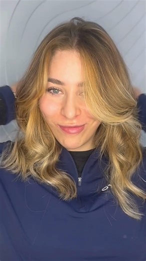 Shades Italian Hairdresser on Instagram: "✨ What if your color could look brighter AND grow out beautifully? Today Gaia came in for her Degradé: a soft lift, more light, and a cleaner, more defined blonde. The result? A natural, seamless glow that enhances her tone without harsh contrasts. 🔥 Effortless. Modern. Low-maintenance. #blonde #blondehair #degrade #london #londonsalon #londonhairsalon"