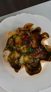 2.5M views · 30K reactions | Zucchini and basil tortilla quiche 勒...