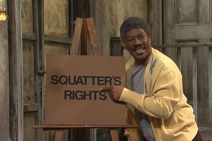 ‘SNL’: Eddie Murphy Brings Back ‘Mr Robinson’s Neighborhood’ to Explain Gentrification (Video)