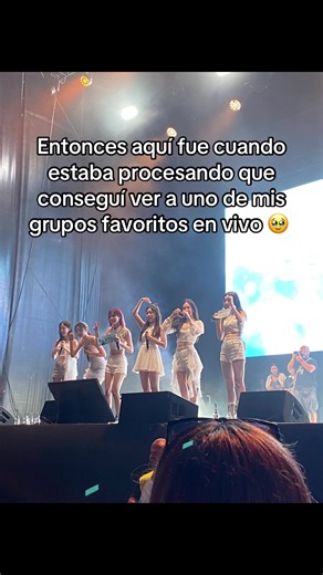 la mejor noche de mi vida las amo #bewave #kpop #murcia #cartagena #lamardemusicas #omg