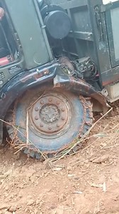 1.8M views · 10K reactions | Review xe chở keo xuống dốc. Ai sợ thì đi về略略略 #trending #xuhuong Người theo dõi | Nguyễn Trung | Facebook