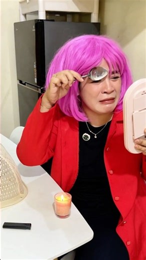 Emergency Eyebrow Pencil #funny #comedy #hilarious