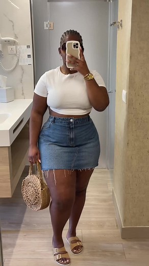 Primark Denim Skirt Outfit Ideas for Your Holiday Wardrobe