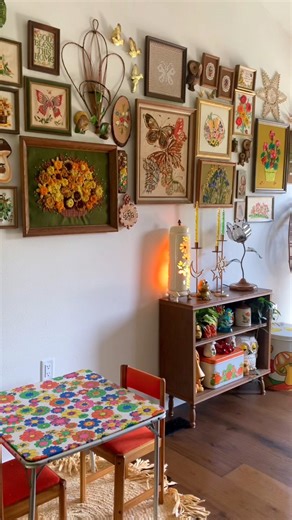 3.2M views · 81K reactions | #vintage #homedecor #eclectic #maximalism #vintagestyle #thriftstorefinds | Golden Vintage | Facebook