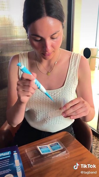 Removing Skin Tags with TagBand Auto #tagband #skintagremover #fyp #skincareroutine #satisfying #beauty #didyouknow