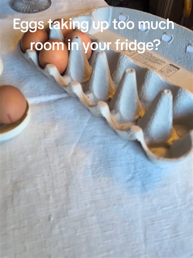 Organize Your Eggs with a Smart Egg Stacker