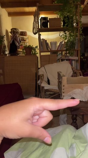 Creative Stop Motion Gesture Animation