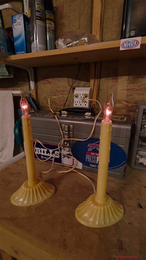 Christmas 2025 - flicker flame bulbs - quick test - 12/6/25
