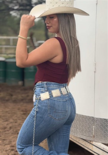 Botas Vaqueras y Bailes Mexicanos en TikTok