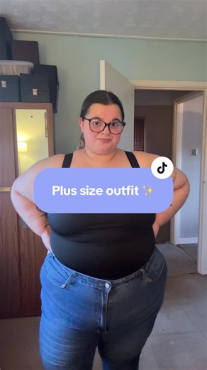 Wearing an elastic bodysuit tucked into my jeans and not hiding my body anymore 🤍 Plus size bodies deserve to feel comfortable, confident, and seen — exactly as they are. #PlusSizeConfidence #BodyPositivity #PlusSizeStyle #CurvyFashion #SelfLoveJourney