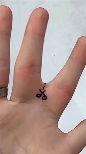 EnglishClub💯 (@englishclub056)’s videos with original sound - Adia