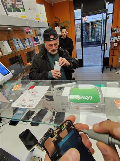 Video di megaphone.melzo (@megaphone.melzo) con audio originale - megaphone.melzo