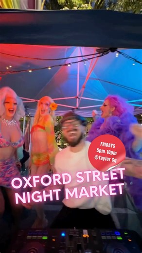 🌙 Kick off your Friday night at the Oxford Street Night Market📍 Taylor Square North | ⏰ Fridays 5–10PM 🍜 Dive into a vibrant spread of street eats from across the globe 🍸 Enjoy a chilled drink from the breezy outdoor bar 🛍️ Browse unique finds and handcrafted treasures — perfect for picking up those Christmas pressies 🎶 DJ__LEOW is back on the decks, bringing nonstop Friday energy 📸 Step into the 360° photo booth for a fun snap to start your weekend! | Organic Food Markets