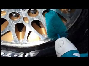 Black & Decker ScumBuster Wheel Cleaning