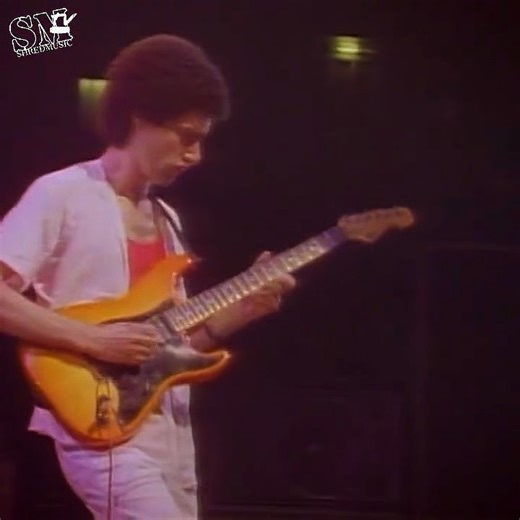 208K views · 5.3K reactions | Chick Corea Elektric Band- "Got A Match"(Chick Corea) Live In Madrid 1986 #guitar #scotthenderson #chickcorea #jazzfusion #johnpatitucci | Shred Music TV | Facebook