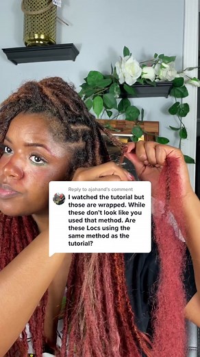 Replying to @ajahand A few were a bit confused on why I was posting a “different” tutorial… cause it’s the same method babes! I’m saving the detailed tutorial of MY locs for my Facebook group that’s launching this Spring! 🌸 Where are my DIY babes??? #fauxlocstutorial