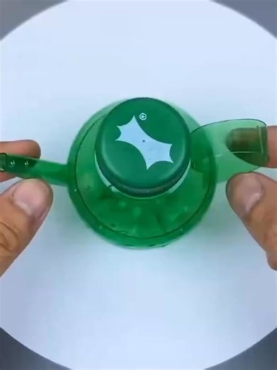 113K views · 2.2K reactions | Get free drinkable water from air — go off-grid today! Click link in bio  #fyp #foryou #viral #trending #lifehacks #cleanwater #Sustainability #EcoFriendly #offgrid #survival #DIY #AtmosphericWater #AirToWater #WaterFromAir | Michael Brown | Facebook